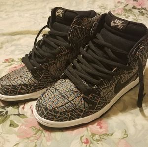 Nike SB Dunk High Pro